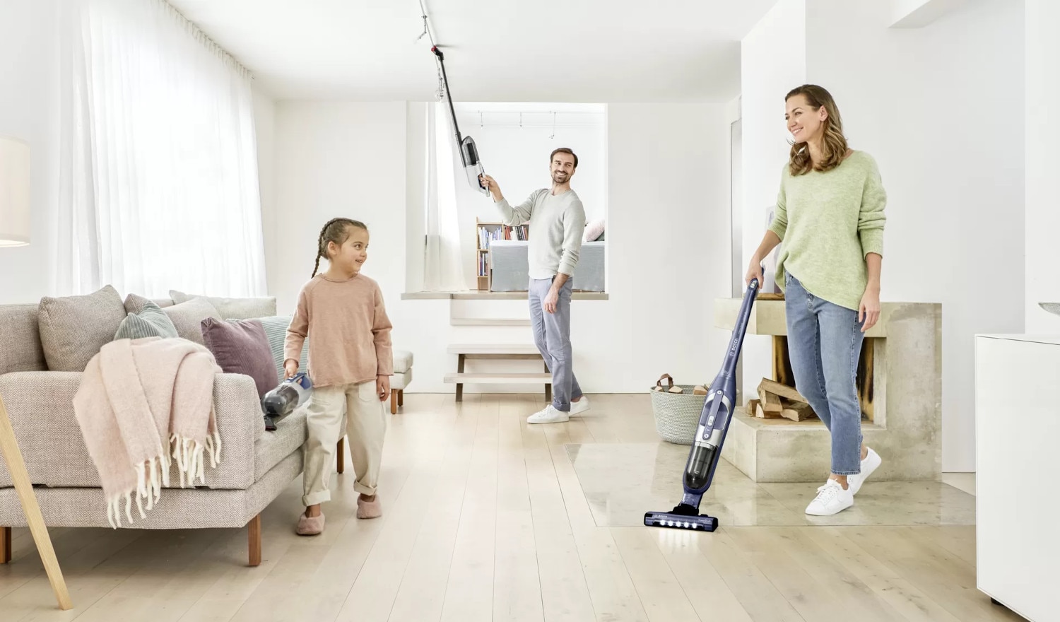 Ηλεκτρική Σκούπα BOSCH BGLS4WH3H με Σακούλα 4 L Μπλε