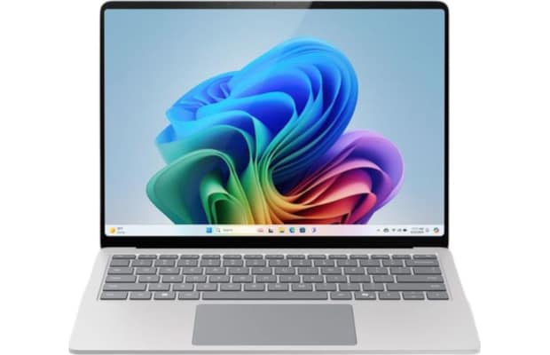 Microsoft Surface Laptop Copilot+ PC 13