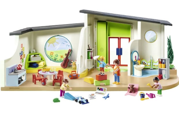 PLAYMOBIL® My Life Νηπιαγωγείο Ουράνιο Τόξο (71601)