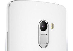 Lenovo A7010