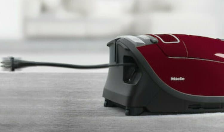 Ηλεκτρική Σκούπα MIELE Classic C1 SBAF5 800W με Σακούλα 3.5lt Κόκκινο Ηλεκτρική Σκούπα MIELE Classic C1 SBAF5 800W με Σακούλα 3.5lt Κόκκινο