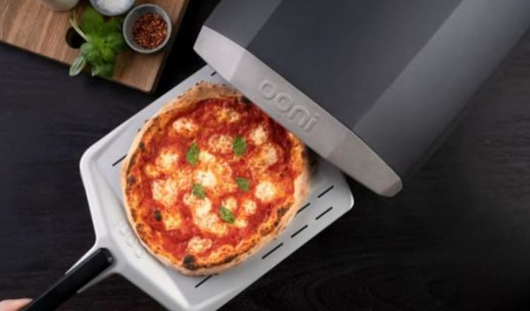 Φτυάρι Πίτσας OONI UU-P06401 12'' Διάτρητο