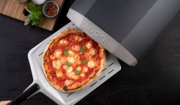 Φτυάρι Πίτσας OONI UU-P06500 14'' διάτρητο Φτυάρι Πίτσας OONI UU-P06500 14'' διάτρητο