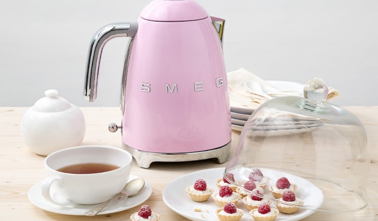 Βραστήρας SMEG KLF03PKEU 1.7 lt 3000 W Ροζ
Βραστήρας SMEG KLF03PKEU 1.7 lt 3000 W Ροζ