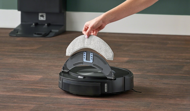 Σκούπα Ρομπότ I-ROBOT COMBO J7+ C755840 για Σκούπισμα και Σφουγγάρισμα Μαύρο Σκούπα Ρομπότ I-ROBOT COMBO J7+ C755840 για Σκούπισμα και Σφουγγάρισμα Μαύρο