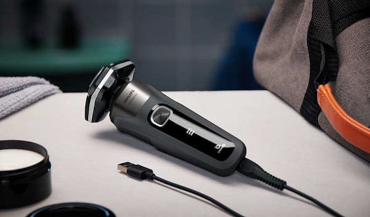 Ξυριστική Μηχανή PHILIPS S5887/50 SERIES 5000 για Υγρό και Στεγνό Ξύρισμα με Θήκη Μαύρο