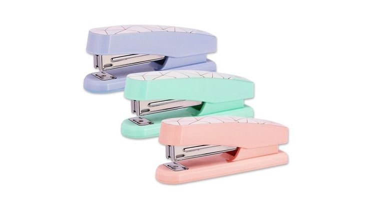 Συρραπτικό Χειρός Deli 24/6 & 26/6 Macaron 25Φ (1 Τεμάχιο)