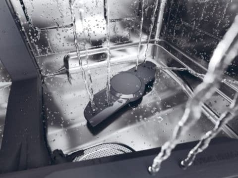 Power Wash για σκεύη με έντονη βρωμιά