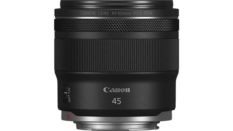 Φακός Canon RF 45mm f/1.2 STM για λήψεις σε χαμηλό φωτισμό