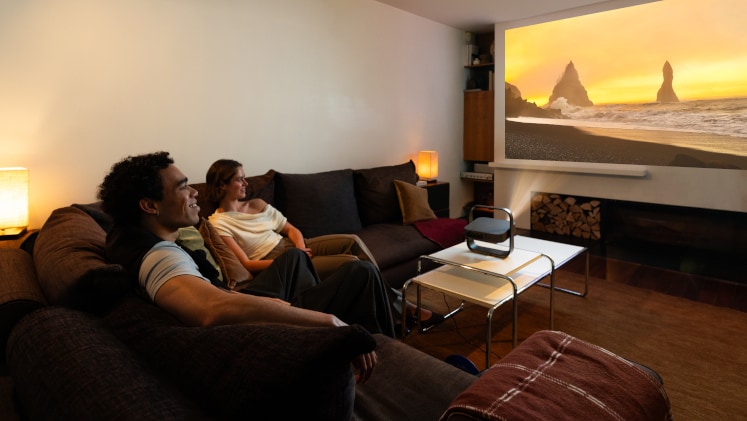 Ανάλυση UltraHD 4K και τεχνολογία DLP για προβολή