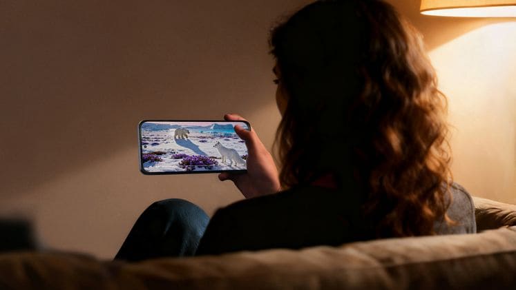Οθόνη 120Hz για ομαλή κίνηση και περιήγηση