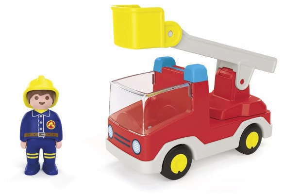 PLAYMOBIL® Junior Πυροσβέστης με κλιμακοφόρο όχημα (71683)