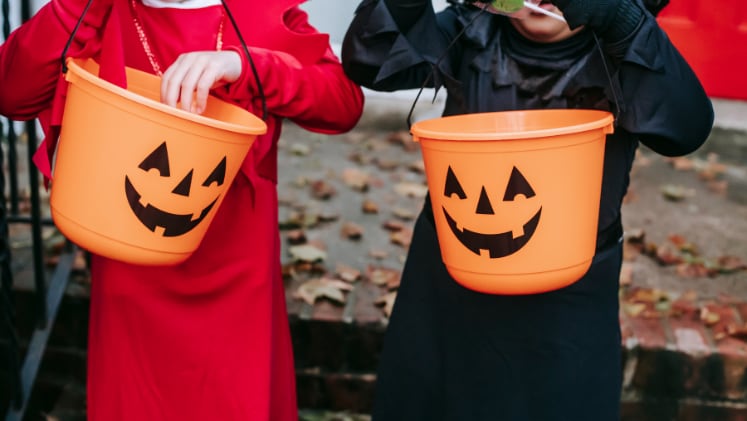 Είδη Halloween στα Public